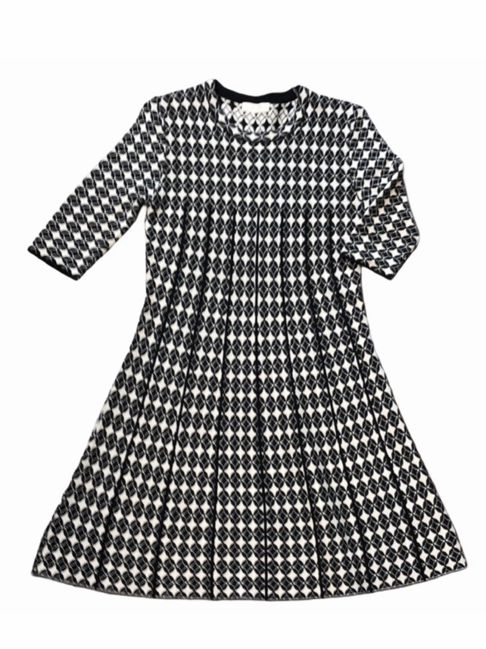 Elodie Anthropologie Geometric Sweater Dress – Black White | Size M